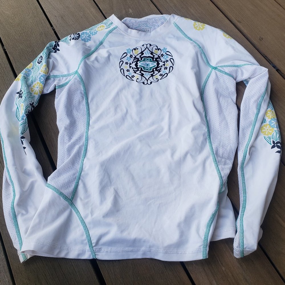 Athleta white long sleeve rashguard size M Women's